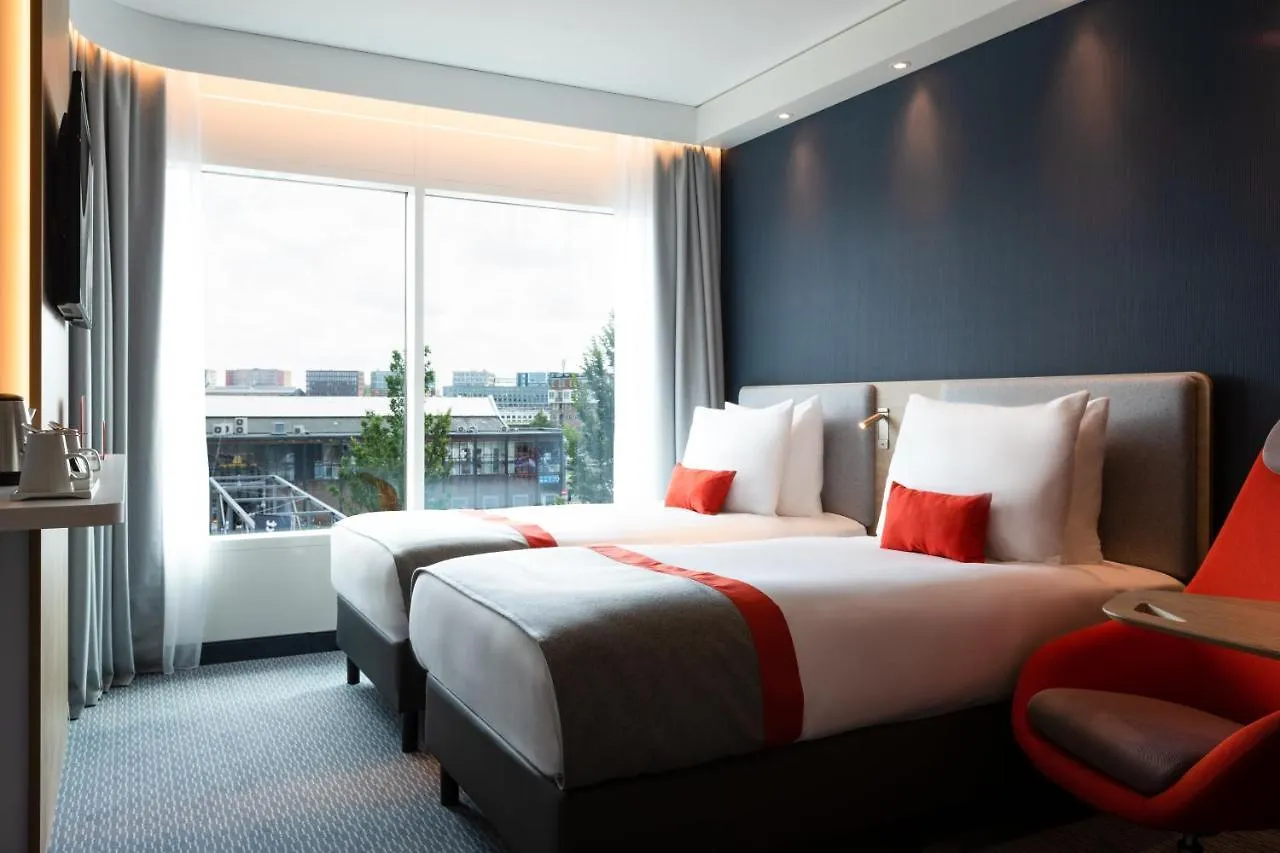 Holiday Inn Express Amsterdam - North Riverside By Ihg Отель